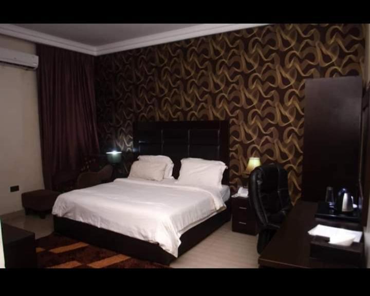 Begonia Hotel Ilora Dış mekan fotoğraf